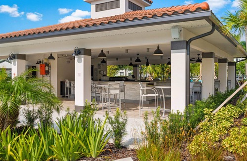 Florida Central Atlantic Coast House | Updated Townhome, Near Conv Ctr, Universal & I-dr