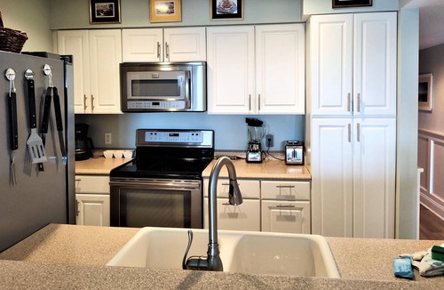 Beachwalk Condo | Upgraded Pet Friendly Beach Condo with Breathtaking Views!