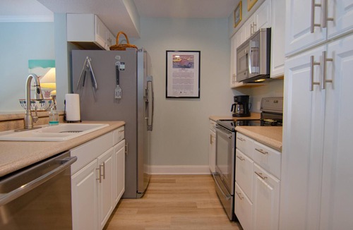 Beachwalk Condo | Upgraded Pet Friendly Beach Condo with Breathtaking Views!