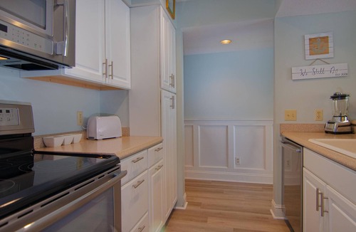 Beachwalk Condo | Upgraded Pet Friendly Beach Condo with Breathtaking Views!