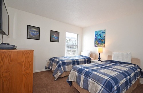 Westridge House | Upscale 4 Bed 2 Bath House - Located near the best attractions in Orlando