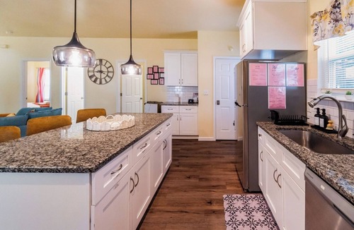 Paw Creek House | Uptown Charlotte 3BR | Grill + Fire Pit