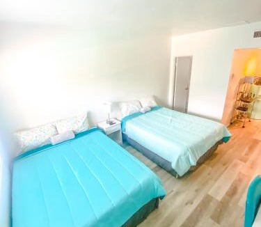 Crescent Lake Hotel | Uptown Inn & Suites