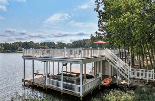 Osprey Point House | Vacate Reality-Spacious, Waterfront, Pet-Friendly