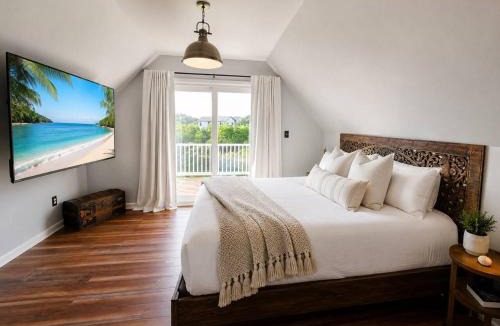 The Point House | Vacation on Station at A Place in the Sun