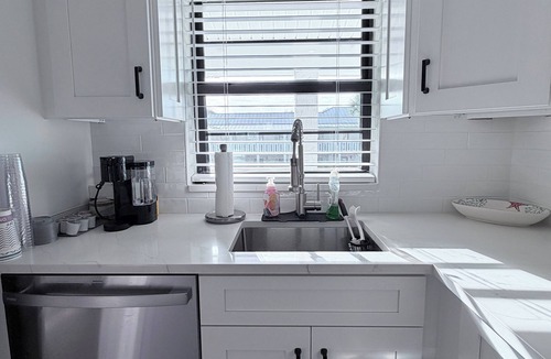 Indian River Shores Condo | Vero Beach Condo 2Bed/2Bath - Walk to the beach