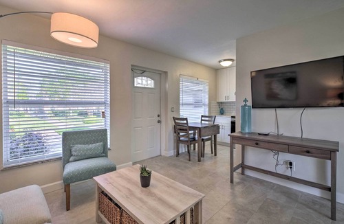 Central Beach Apartment | Vero Beach Studio-Walk to Ocean & Restaurants