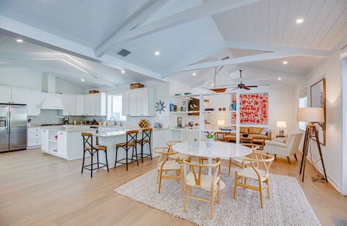 South Beach House | Vero Beach - Stunning Beachside Pool Home Sleeps 6