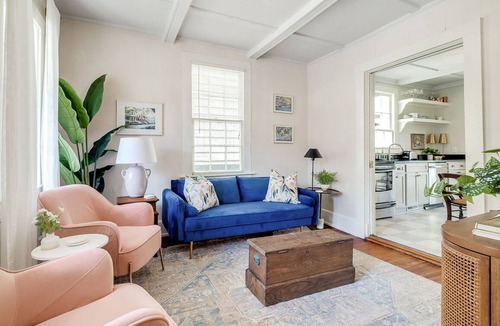 Savannah Victorian District House | Victorian Cottage Near Forsyth Park