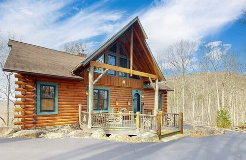Tuckasegee Cabin | Views, fun and memories await in this magical 4 bedroom lodge with game room and 2 fire pits