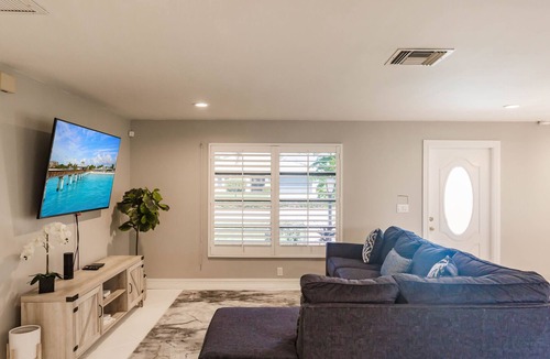 Lely Golf Estates Villa | Villa 2 bed 2 bath 10 min from 5th ave and beach with private pool