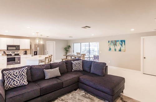 Lely Golf Estates Villa | Villa 2 bed 2 bath 10 min from 5th ave and beach with private pool