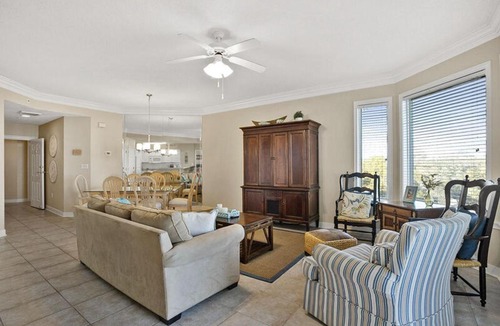 North Forest Beach House | Villa de Goulet by Five Star Properties