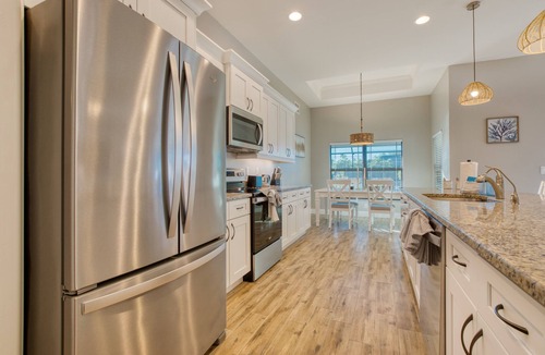 Trafalgar Villa | VILLA GOLFERS HAVEN – HEATED POOL | WATER VIEW | BOAT RENTAL + TOURS VOUCHER INCL.