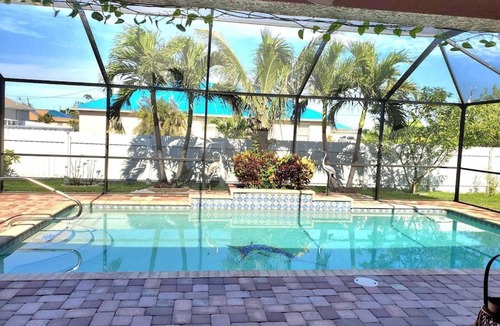 Mariner Villa | Villa Marina at Cape Coral . Escape the cold ! Welcome to paradise!