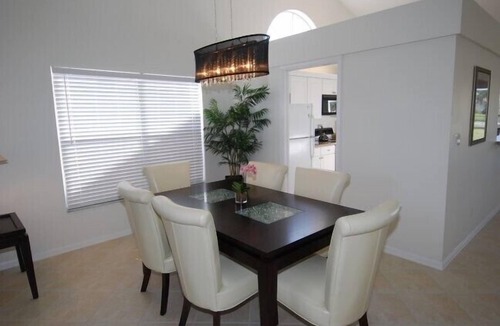 Crown Pointe House | Villa Vera with Lake view- Naples near to the beaches, large heated private pool