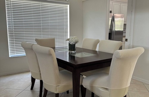 Crown Pointe House | Villa Vera with Lake view- Naples near to the beaches, large heated private pool