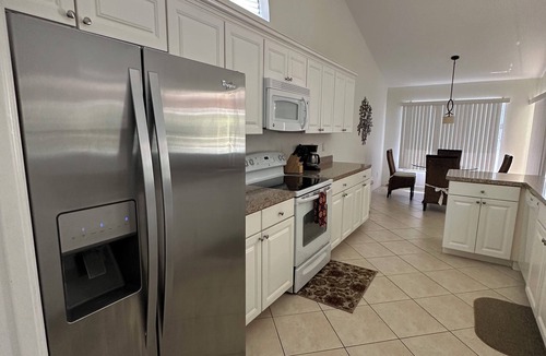 Crown Pointe House | Villa Vera with Lake view- Naples near to the beaches, large heated private pool
