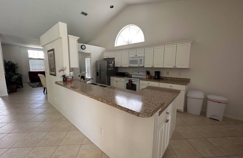 Crown Pointe House | Villa Vera with Lake view- Naples near to the beaches, large heated private pool
