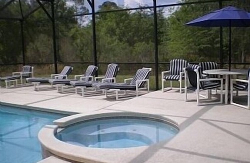 Trafalgar Village Villa | Villa with Private Pool and Spa