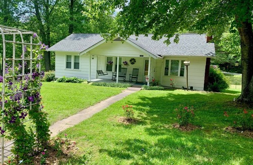 Indian Rock Springs House | Village Haven: 3-bedroom house in quaint Murphy, NC