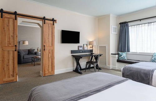 Asheville Hotel | Village Hotel on Biltmore Estate