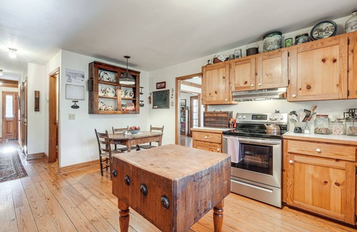 Marble House | Vintage Home Nestled in the Woods of Smoky Mtns
