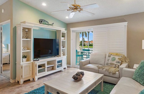 Isla del Sol Apartment | 🏖️ Vista Verde West 1-207 | Pool & Lake View Getaway