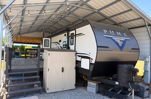 Tazewell House | Wake&Lake at Norris Landing Marina-Waterfront RV Retreat with Deck + Slip Option