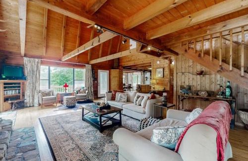 Topton House | Walela Cabin