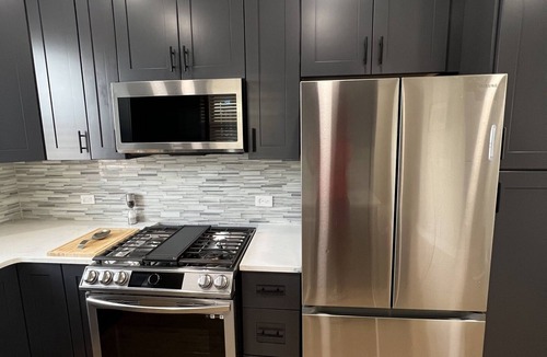 Castleberry Hill House | Walk to Benz,GWCC,Cosm+Gated