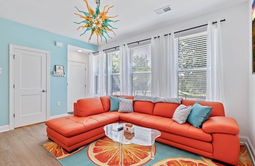 Wake Forest Condo | Walk to Downtown | Coffee Bar | 3 King Beds