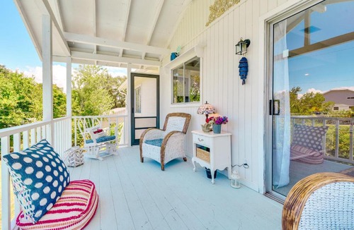 Palmetto House | Walk to Marina: Home w/Pool in Palmetto