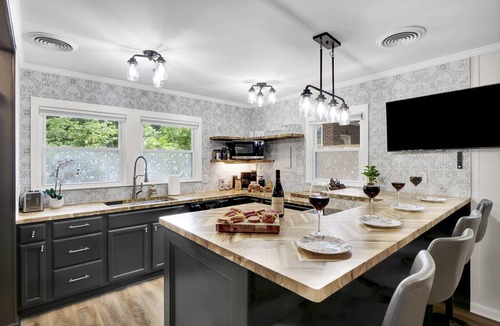 University Park House | Walk to NC State & Village District + Firepit, Grill, Cornhole + 2 Kitchens