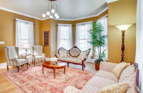 Elizabeth City House | Walk to Waterfront: Downtown Elizabeth City Home!