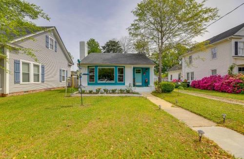 Burgaw House | Walkable Escape in Dtwn Burgaw! Quiet Home w/Yard