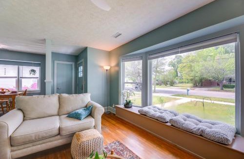 Burgaw House | Walkable Escape in Dtwn Burgaw! Quiet Home w/Yard