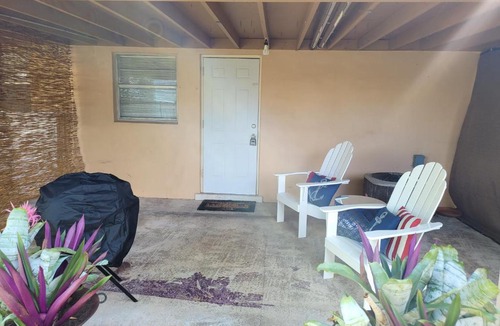 Fort Pierce Apartment | WALKING DISTANCE FROM THE BEACH