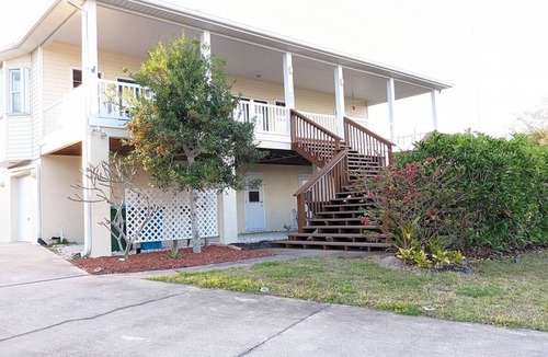 Grant-Valkaria House | watch dolphins/manatees/birds