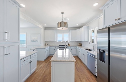 Debordieu Colony House | Water's Edge Amazing fully remodeled interior oceanfront 6 bedroom