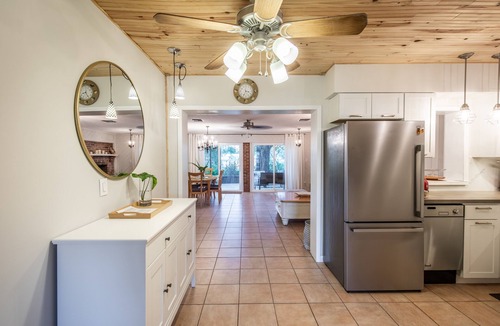 Florida Ridge House | Water View Garden Oasis-15 minutes to the beach
