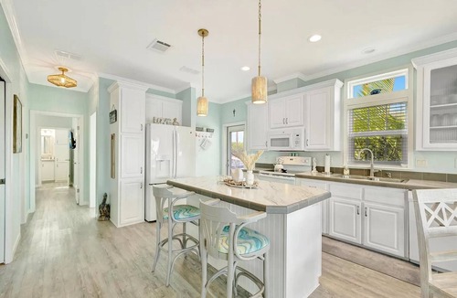 Fort Pierce Shores House | Waterfront - A Boater’s Dream and Beach Access in North Hutchinson Island, FL