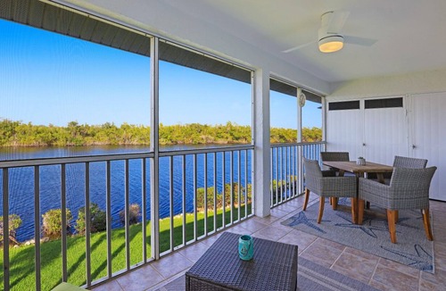 Hammock Bay Condo | Waterfront Condo Near Marco Island/Naples/Rookery Bay/JM Marriott Golf Course