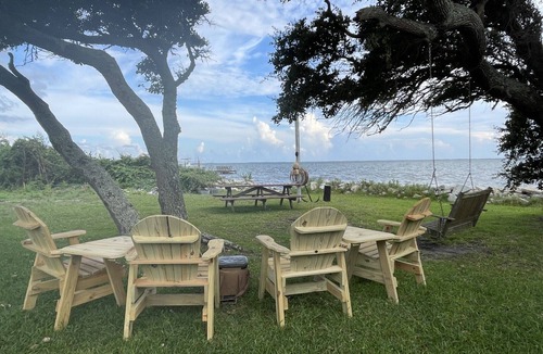 Harkers Island House | Waterfront! Enjoy Fishing Cape Lookout & Shackleford Banks- Pet Friendly