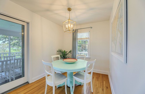 Harkers Island House | Waterfront Home w/Screened Porch & Sunsets