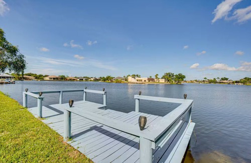 Fort Ogden House | Waterfront Living at its Best! Florida Getaway