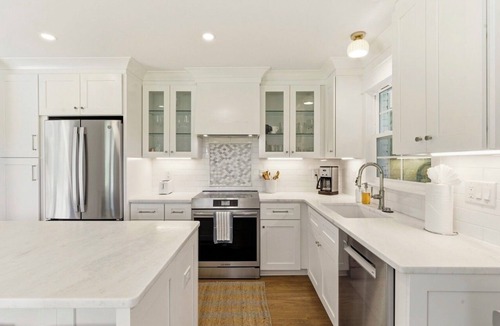 Bayshore House | Waterfront, renovated home in charming Wilmington