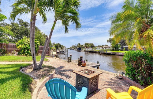 Florida Ridge House | Waterfront Vero Beach Home w/Pool & Boat Dock!