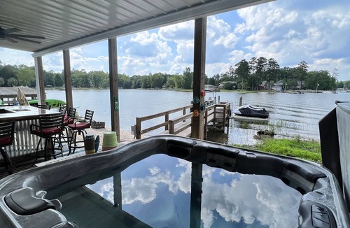 Chapin House | WATERFRONT with private dock in Chapin! Optional pontoon rental!