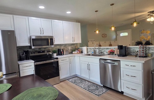 Madison House | Welcome to a cozy, family-friendly home in Madison, AL!
